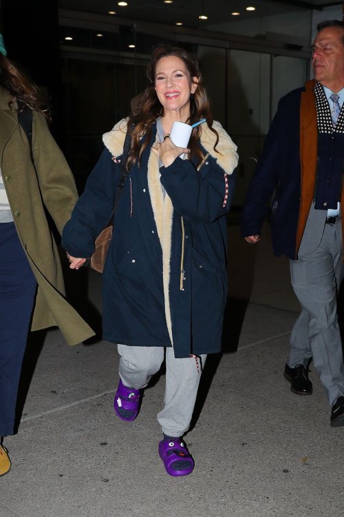 Drew Barrymore Out and About in New York, February 2024 6