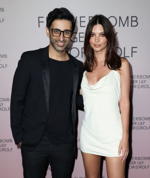 Emily Ratajkowski at Viktor and Rolf Flowerbomb Tiger Lily Miami, February 2024 5