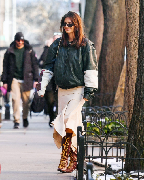 Emily Ratajkowski Out and About in New York, February 2024 3