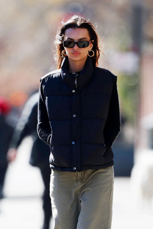 Emily Ratajkowski Out and About in New York, February 2024 1