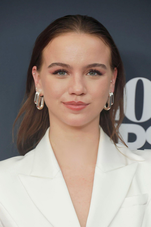 Emma Brooks at MusiCares Person of the Year in Los Angeles, February 2024 7