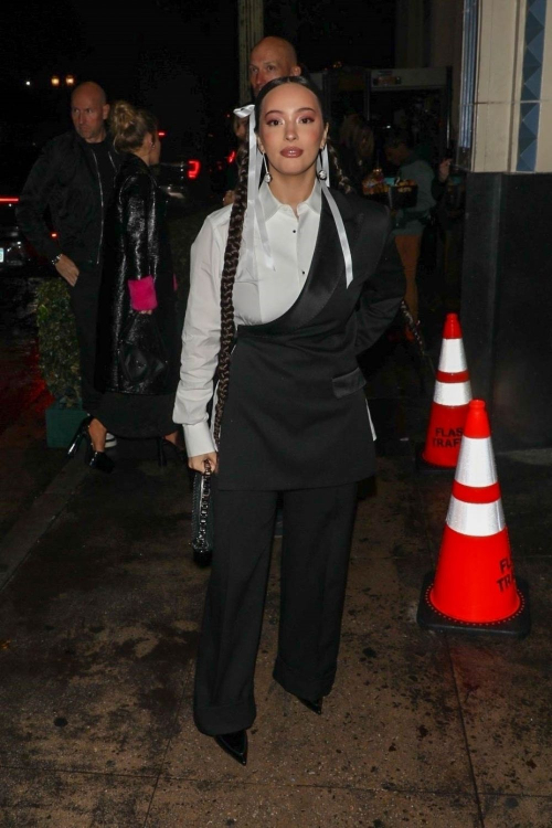 Faouzia Arriving at Warner Music Group Pre-Grammy Party in Los Angeles, February 2024 2