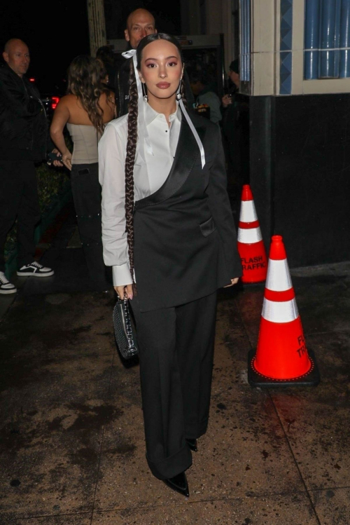 Faouzia Arriving at Warner Music Group Pre-Grammy Party in Los Angeles, February 2024 4