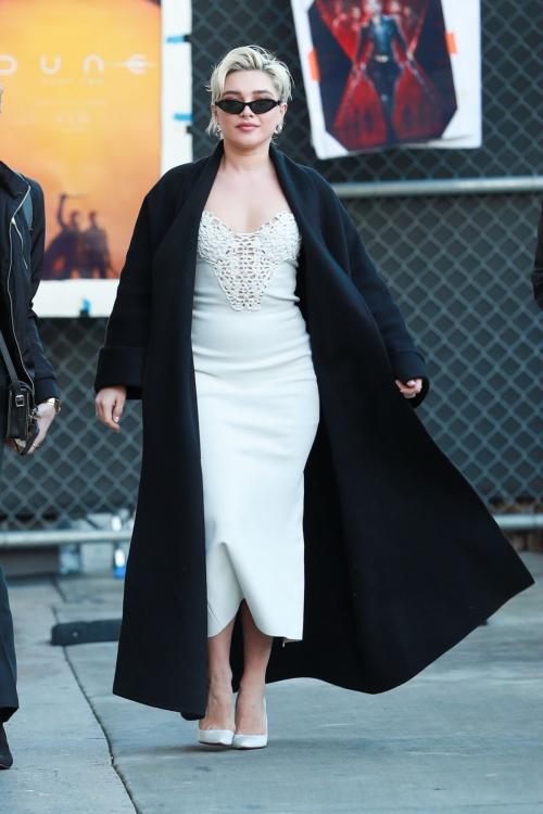 Florence Pugh Arrives at Jimmy Kimmel Live in Los Angeles, February 2024 5