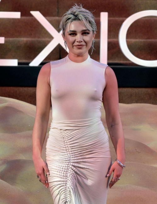 Florence Pugh at Dune Part Two Premiere in Mexico City, February 2024