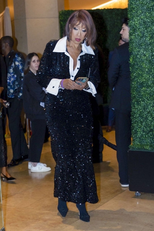 Gayle King Leaves Clive Davis’ Grammy Party in Los Angeles, February 2024 3