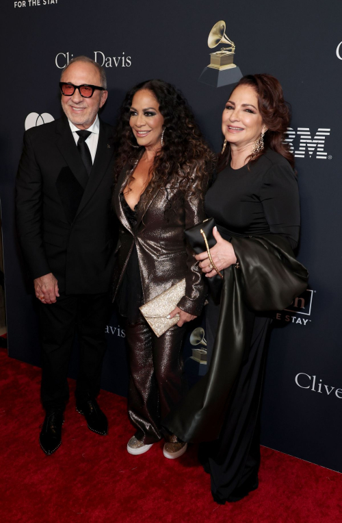 Gloria Estefan and Sheila E at Clive Davis Pre-Grammy Gala in Los Angeles, February 2024 1