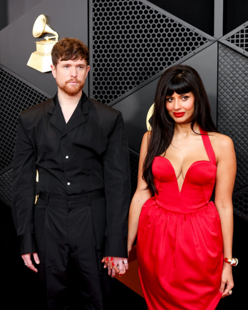 Jameela Jamil at 66th Grammy Awards in Los Angeles, February 2024 1