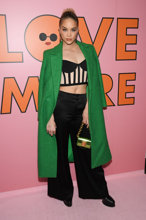 Jasmine Sanders at Alice + Olivia Presentation at New York Fashion Week, February 2024 6