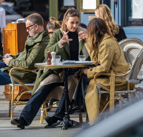 Jenna Coleman and Antonia Desplat Lunch in London, February 2024 7