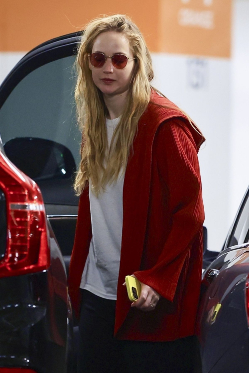 Jennifer Lawrence Out and About in Los Angeles, February 2024 2