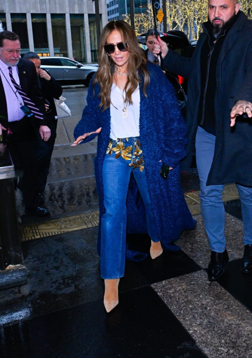 Jennifer Lopez Heading to NBC Studios in New York, February 2024 4