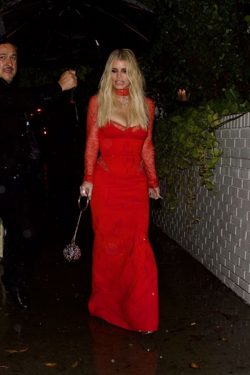 Jessica Simpson Arrives at Gucci’s Grammys After-Party, February 2024 4