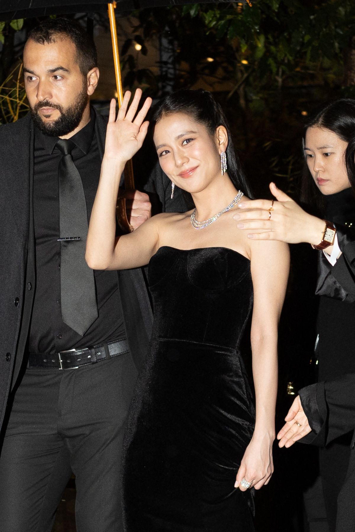 Jisoo Arrives at Cartier 100th Anniversary Dinner in Paris, February 2024