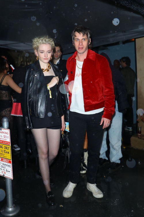 Julia Garner at Billie Eilish’s Grammy Afterparty at Fleur Room, February 2024 4