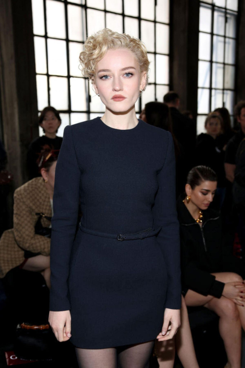 Julia Garner at Gucci Women’s Fall/Winter 2024 Fashion Show in Milan, February 2024 3