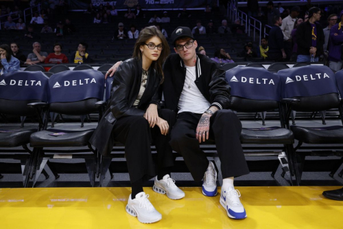 Kaia and Presley Gerber at LA Lakers Game, February 2024 1