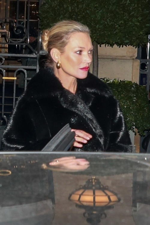 Kate Moss Heading to YSL Show at Paris Fashion Week, February 2024 1