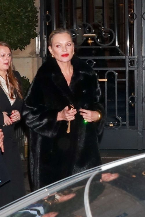 Kate Moss Heading to YSL Show at Paris Fashion Week, February 2024 5