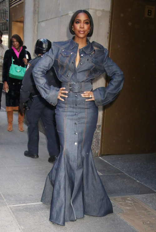 Kelly Rowland Out and About in New York, February 2024 2