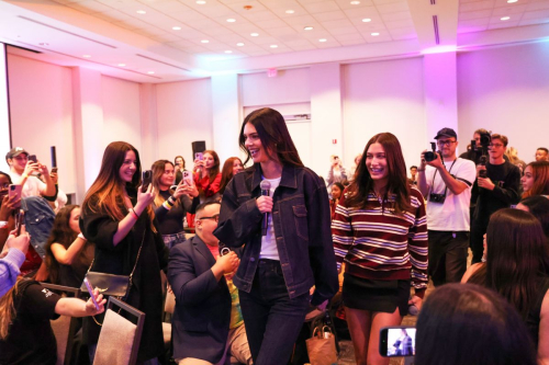 Kendall Jenner and Hailey Bieber at David Grutman Class at FIU, February 2024 2