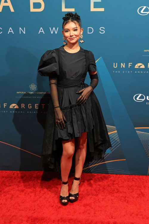 Kiawentiio at Unforgettable Gala in Beverly Hills, December 2023 2