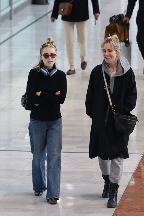 Kiernan Shipka at Charles de Gaulle Airport in Paris, February 2024 2