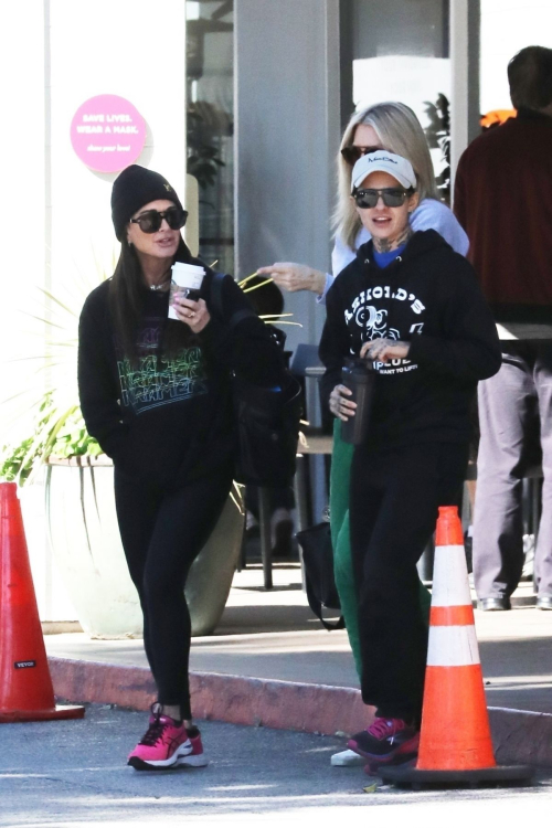 Kyle Richards and Morgan Wade Out and About in Bel Air, February 2024 4