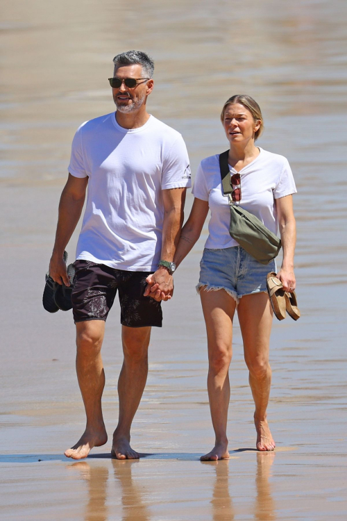 Leann Rimes and Eddie Cibrian at Bondi Beach, February 2024