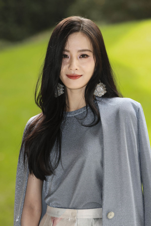 Liu Shishi at MFW Armani Photocall in Milan, February 2024 1