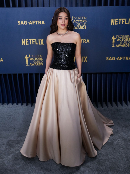 Liza Soberano at 30th Annual Screen Actors Guild Awards, February 2024 5