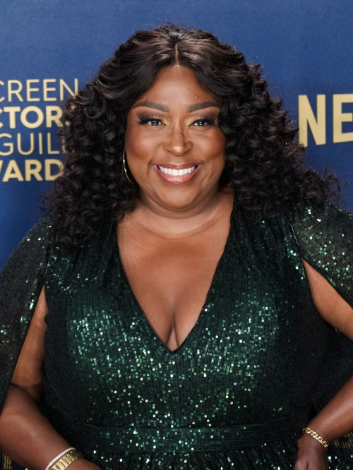 Loni Love at 30th Annual Screen Actors Guild Awards, February 2024 6