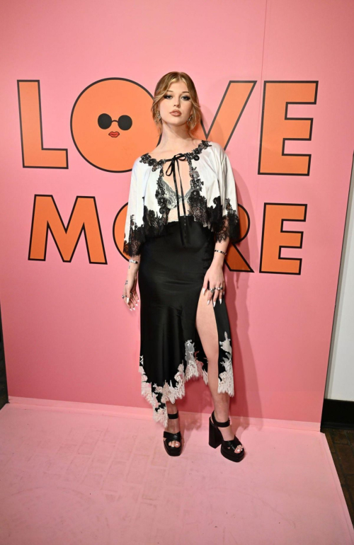 Loren Gray at Alice + Olivia Fall 2024 Presentation in New York, February 2024 4