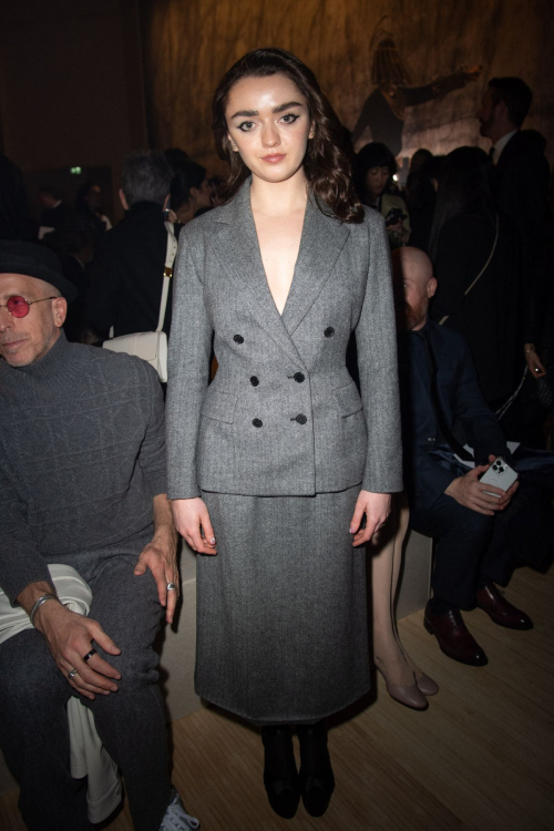 Maisie Williams at Christian Dior Show Paris Fashion Week, February 2024 3