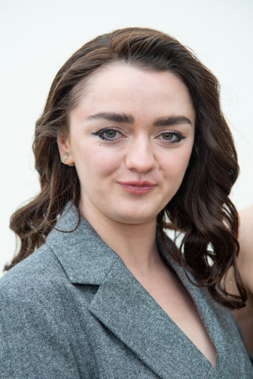 Maisie Williams at Christian Dior Show Paris Fashion Week, February 2024 5