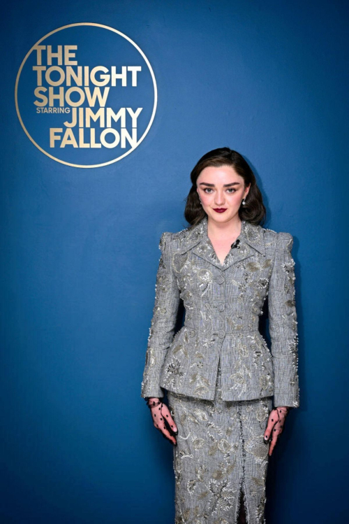 Maisie Williams at Tonight Show Starring Jimmy Fallon, February 2024 8