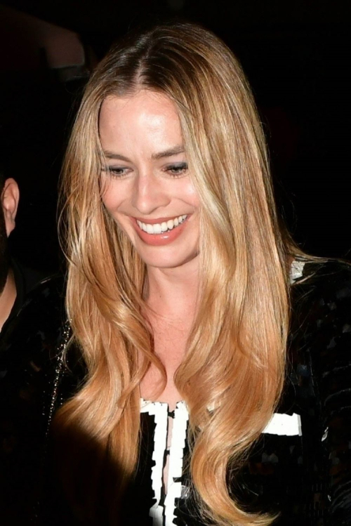 Margot Robbie Leaves Event at Delilah in West Hollywood, February 2024 1