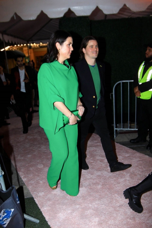 Melanie Lynskey and Jason Ritter Arriving at Lola Premiere in Los Angeles, February 2024 4