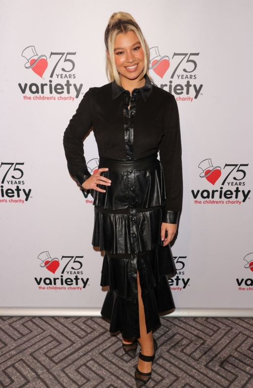 Molly Rainford at Variety Club Showbiz Awards in London, January 2024 1