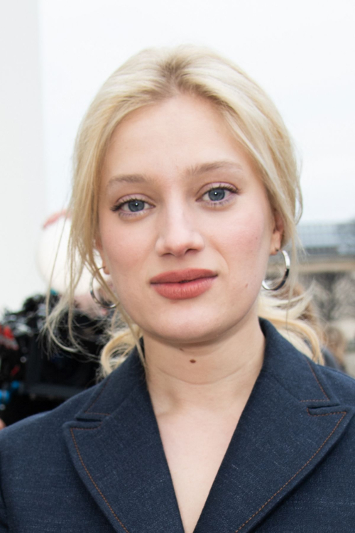 Nadia Tereszkiewicz at Christian Dior Show Paris Fashion Week, February 2024 3