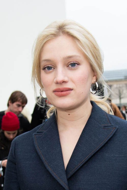 Nadia Tereszkiewicz at Christian Dior Show Paris Fashion Week, February 2024 5