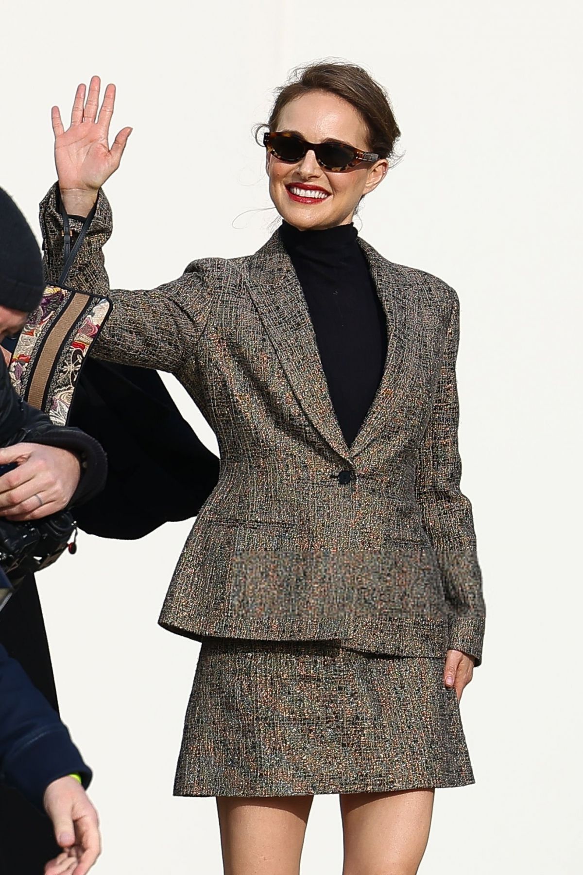 Natalie Portman Arrives at Christian Dior Fashion Show at Paris Fashion Week, February 2024