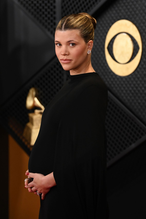 Pregnant Sofia Richie at 66th Grammy Awards in Los Angeles, February 2024 5