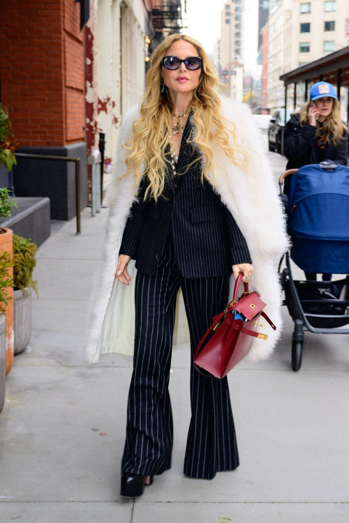 Rachel Zoe Arrives at Her Hotel in New York, February 2024 1