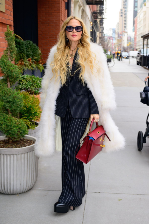 Rachel Zoe Arrives at Her Hotel in New York, February 2024 4