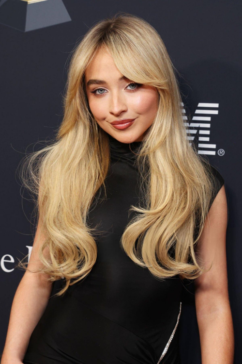 Sabrina Carpenter at Clive Davis Pre-Grammy Gala in Los Angeles, February 2024 4