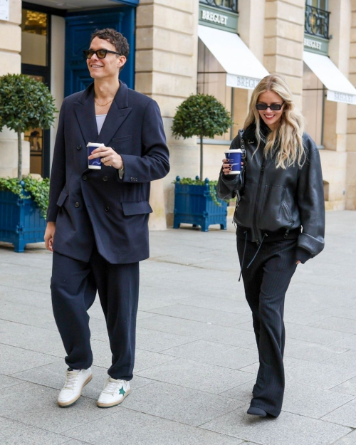 Samara Weaving and Jimmy Warden Out for Coffee in Paris, February 2024 3