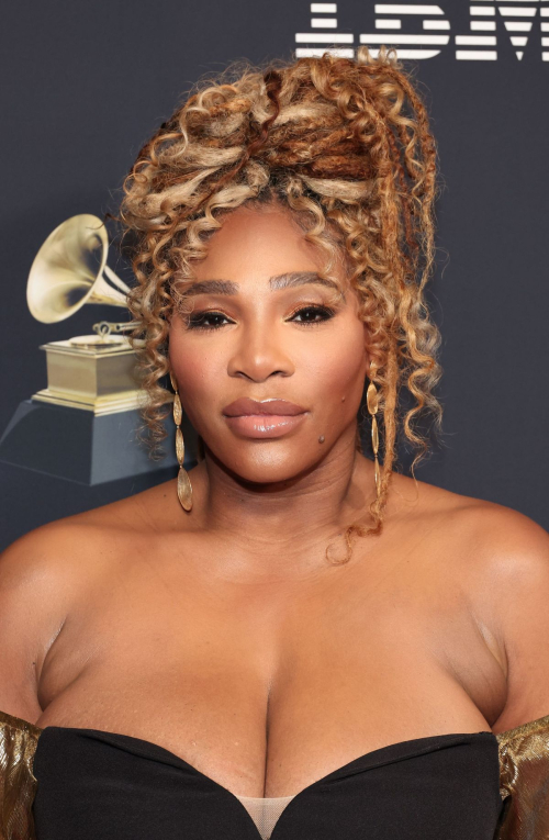 Serena Williams at Clive Davis Pre-Grammy Gala in Los Angeles, February 2024 4