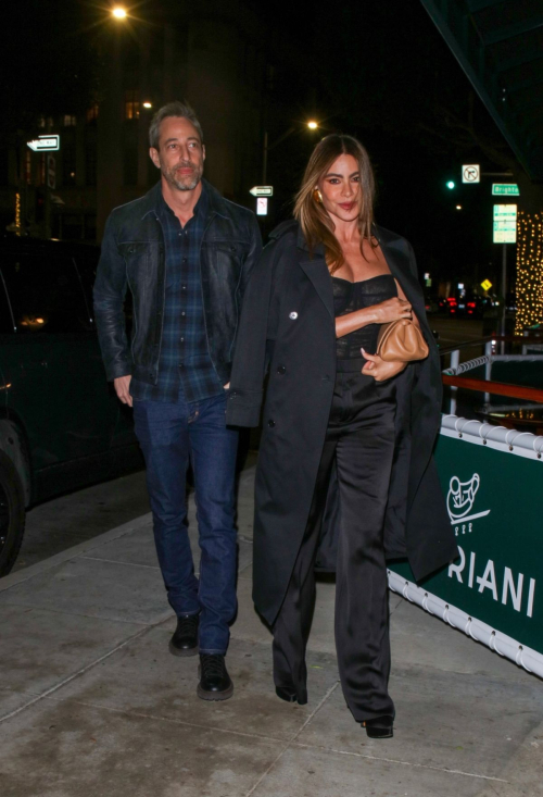 Sofia Vergara and Justin Saliman on a Dinner Date in Beverly Hills, February 2024 2