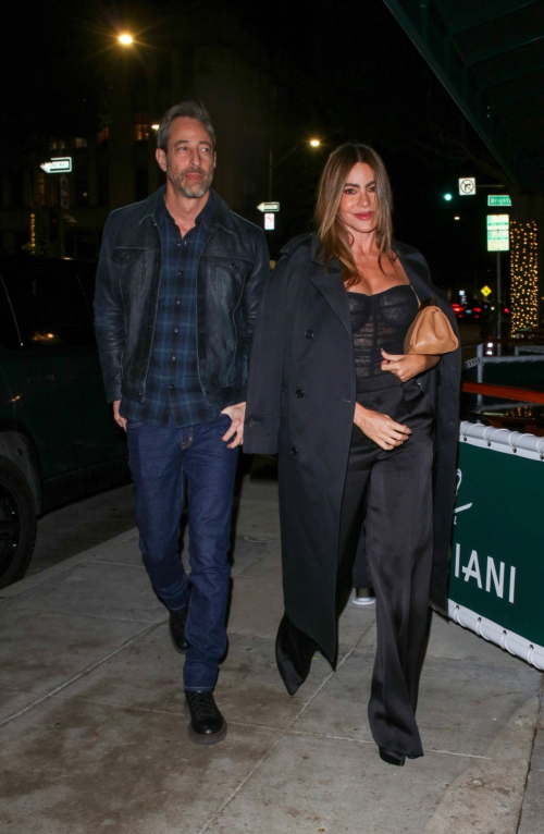 Sofia Vergara and Justin Saliman on a Dinner Date in Beverly Hills, February 2024 4